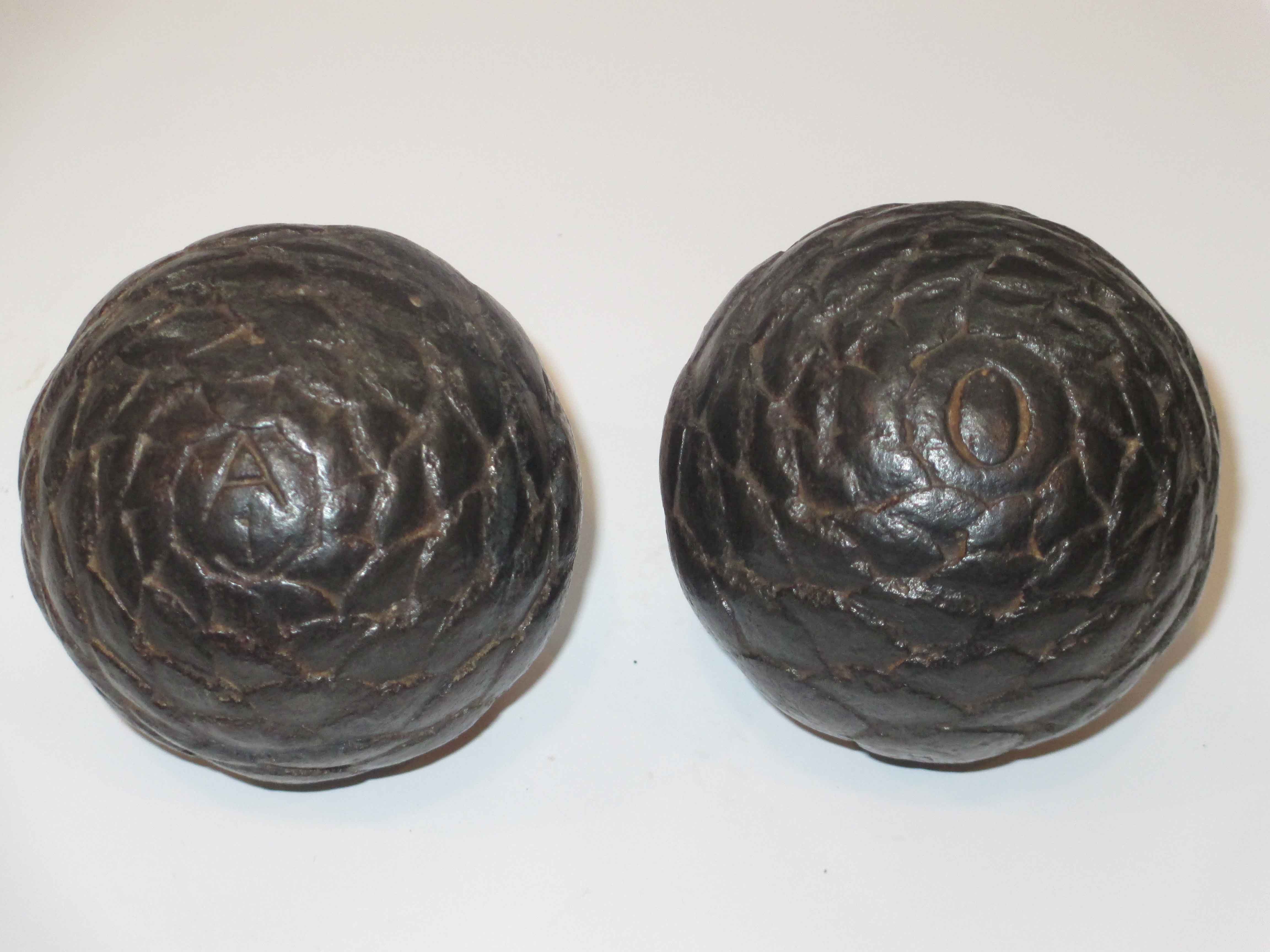 BOULE DE PÉTANQUE Lyonnaise Cloutée EUR 40,00 - FR